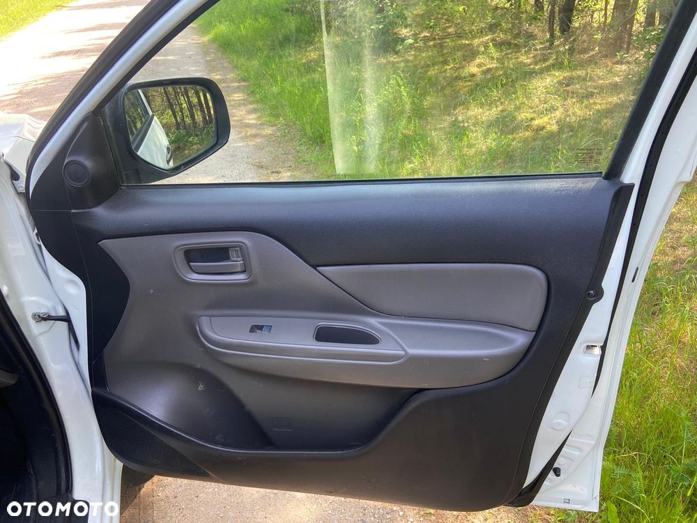 Mitsubishi L200 Pick Up 4x4 S&S Double Cab Basis - 14