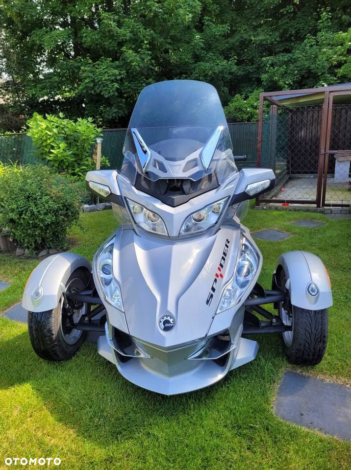 Can-Am Spyder - 8