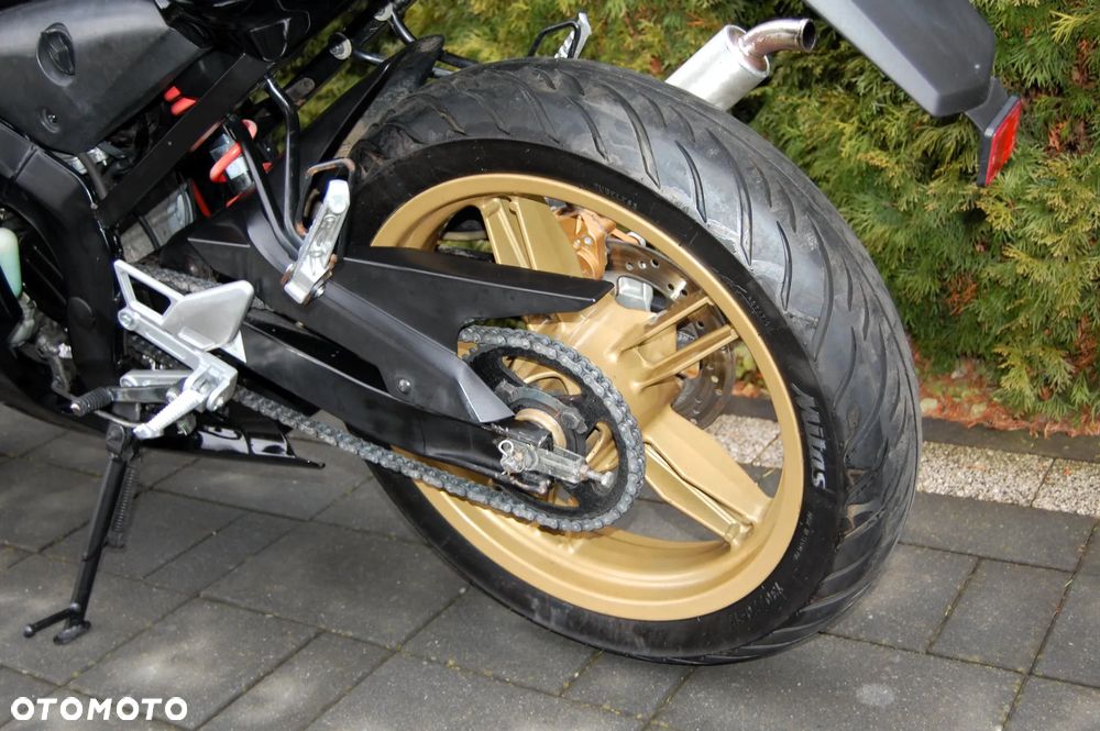 Yamaha TZR - 12