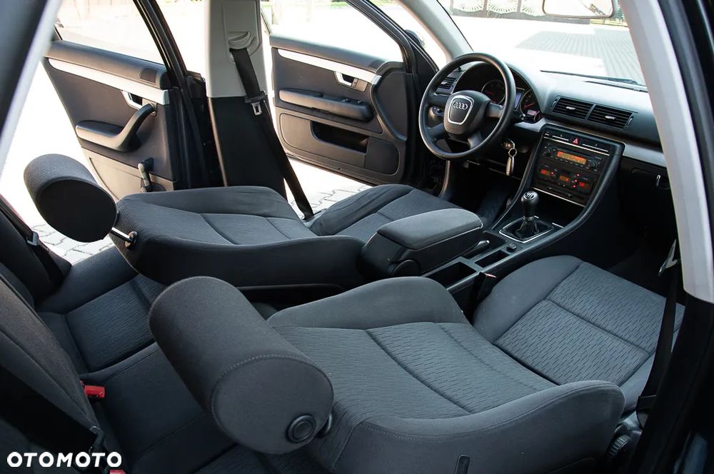 Audi A4 Avant 2.0 TDI - 12