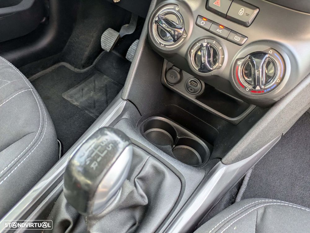 Peugeot 2008 1.6 BlueHDi Style - 12