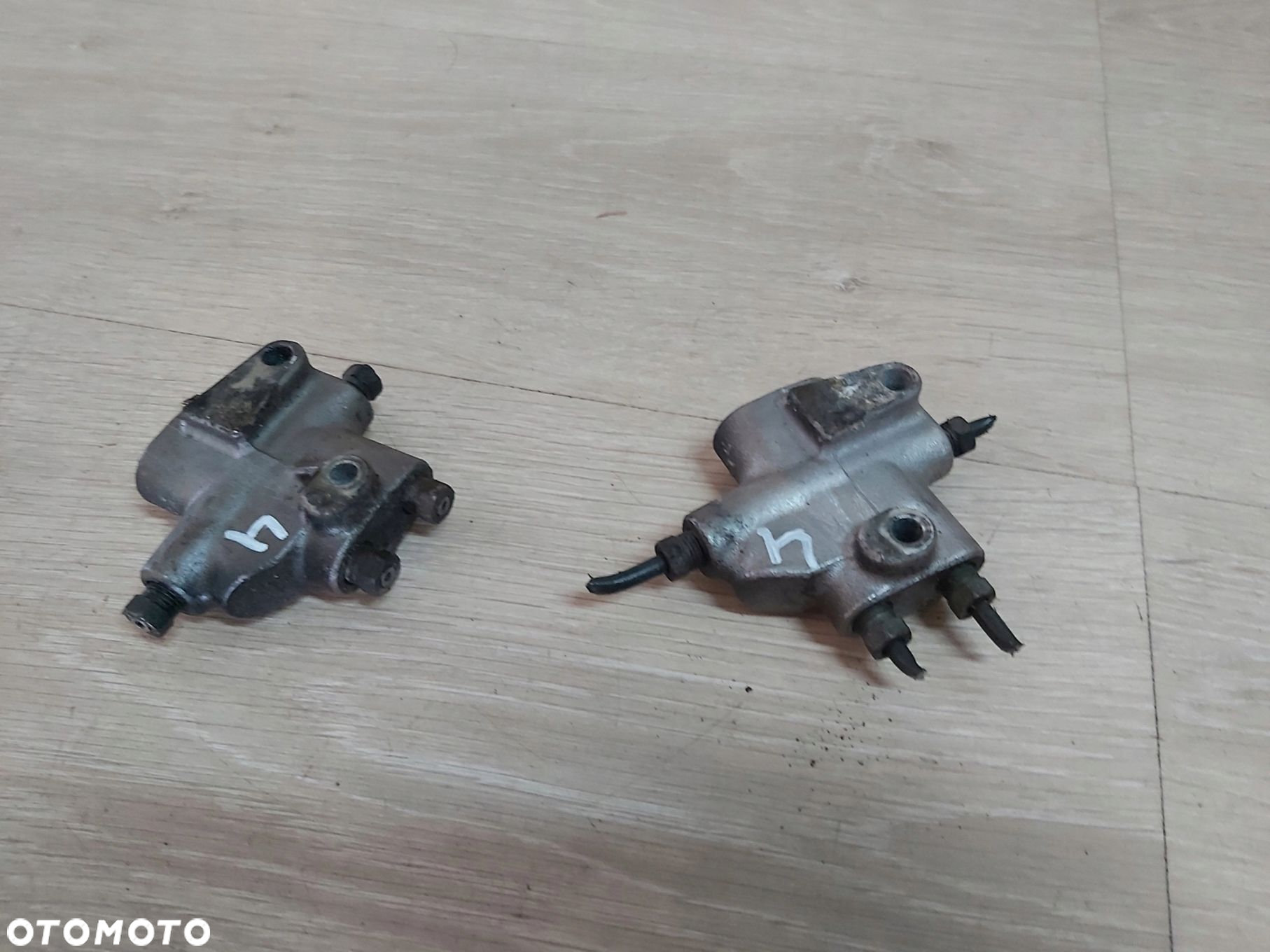 Toyota Yaris I korektor siły hamowania wersja z ABS - 3