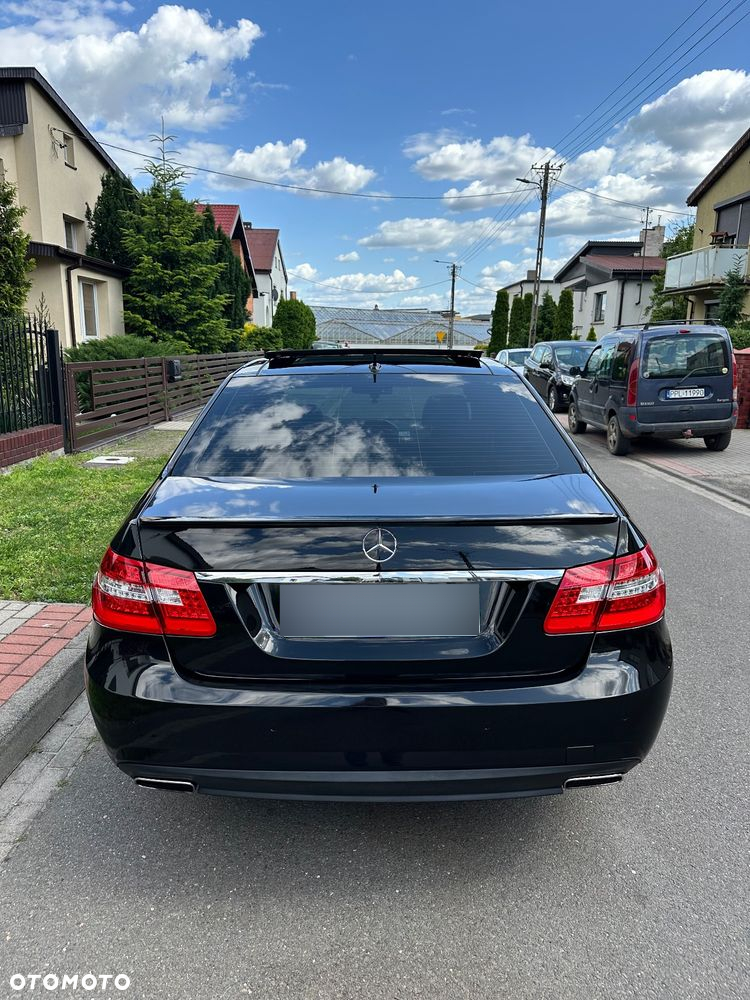 Mercedes-Benz Klasa E 350 CDI BlueEff Avantgarde - 5
