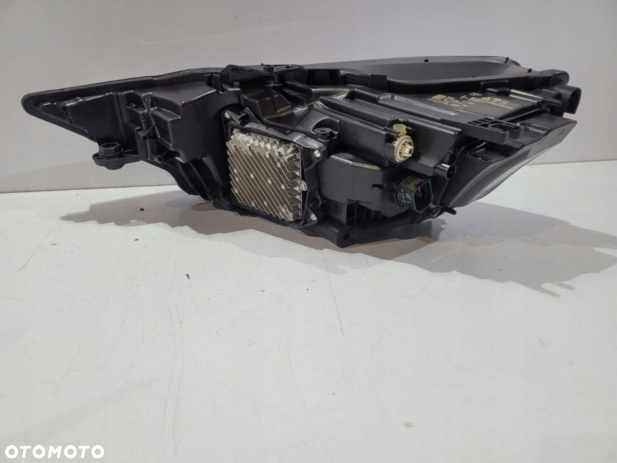 Audi A6 C8 4K Lampa przednia Full Led R - 12857 - 5