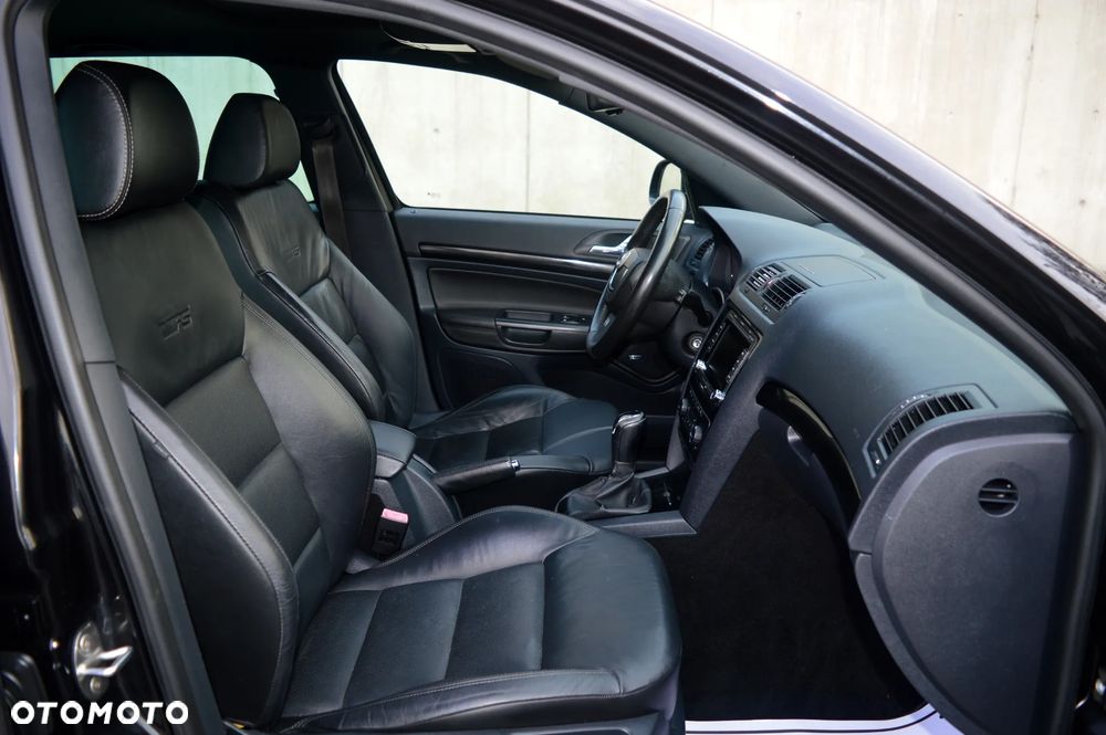 Skoda Octavia 2.0 TSI RS - 10