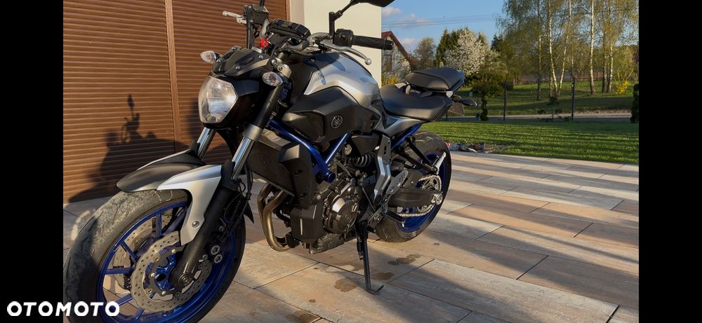 Yamaha MT - 5