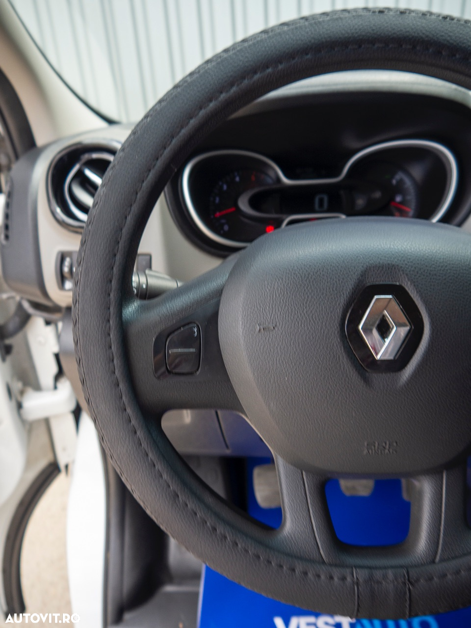 Renault Trafic - 17