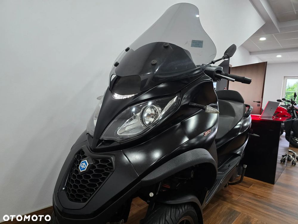 Piaggio MP-3 - 15