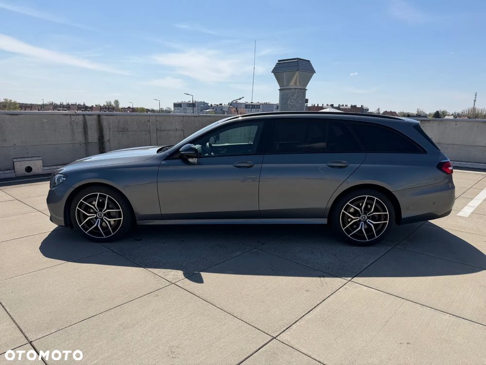 Mercedes-Benz Klasa E - 2