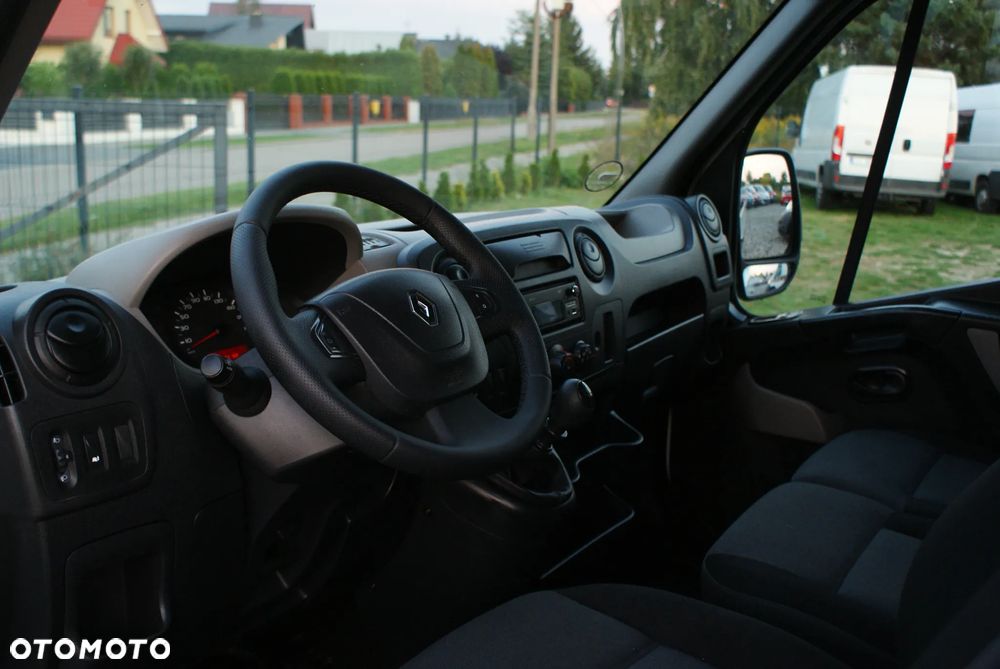 Renault Master - 10