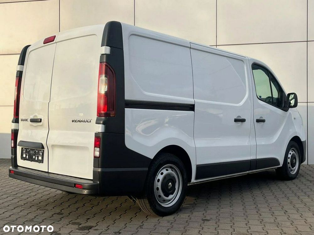 Renault Trafic - 10