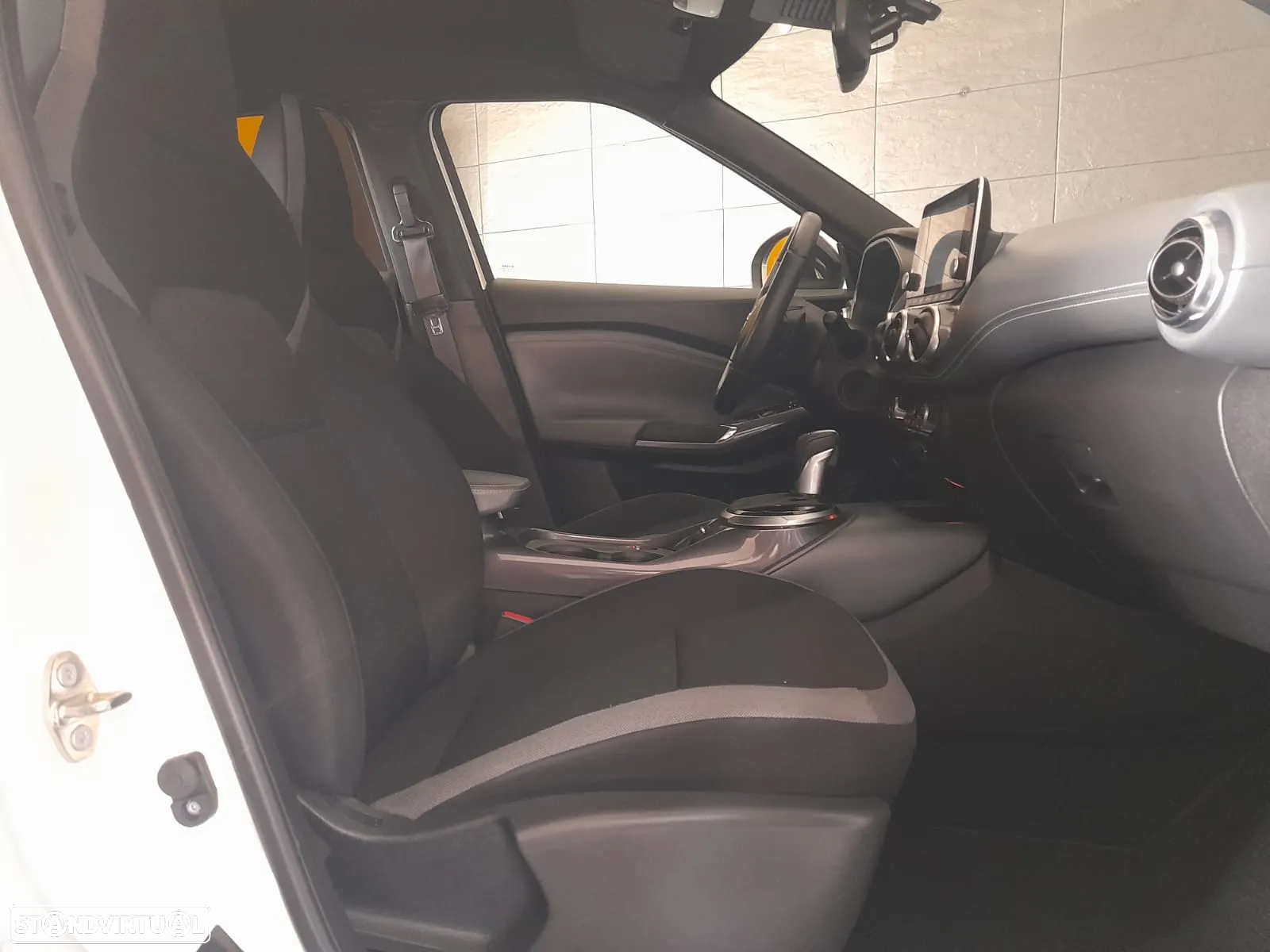 Nissan Juke 1.0 DIG-T N-Connecta NAV. DCT - 8