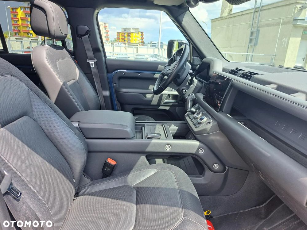 Land Rover Defender 2.0 P300 X-Dynamic HSE - 12