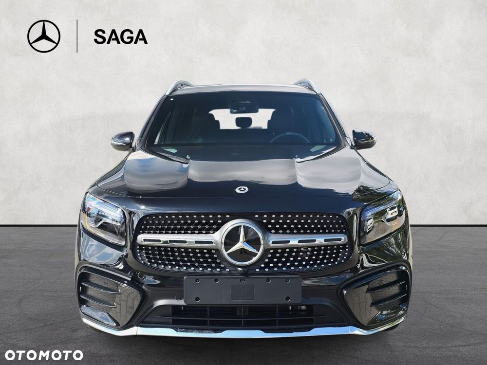 Mercedes-Benz GLB - 2