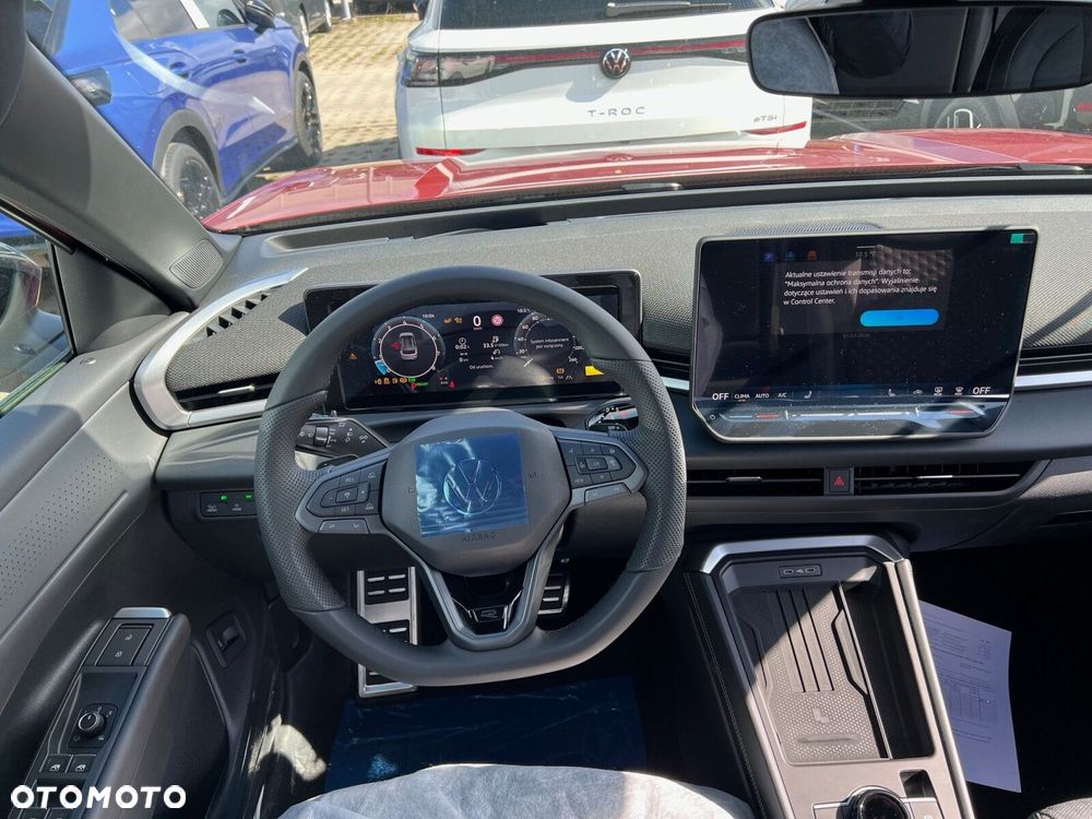 Volkswagen T-Roc - 8