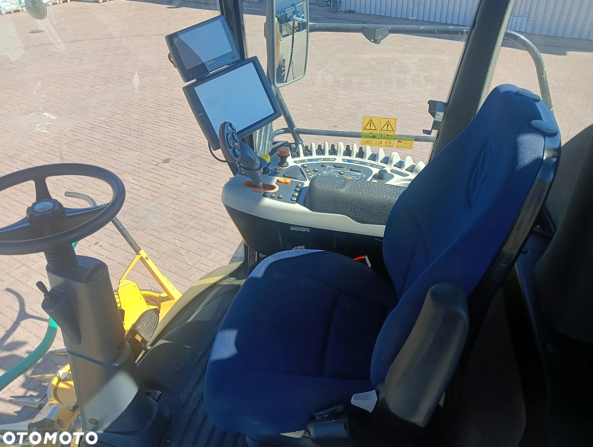 New Holland FR480 - 18