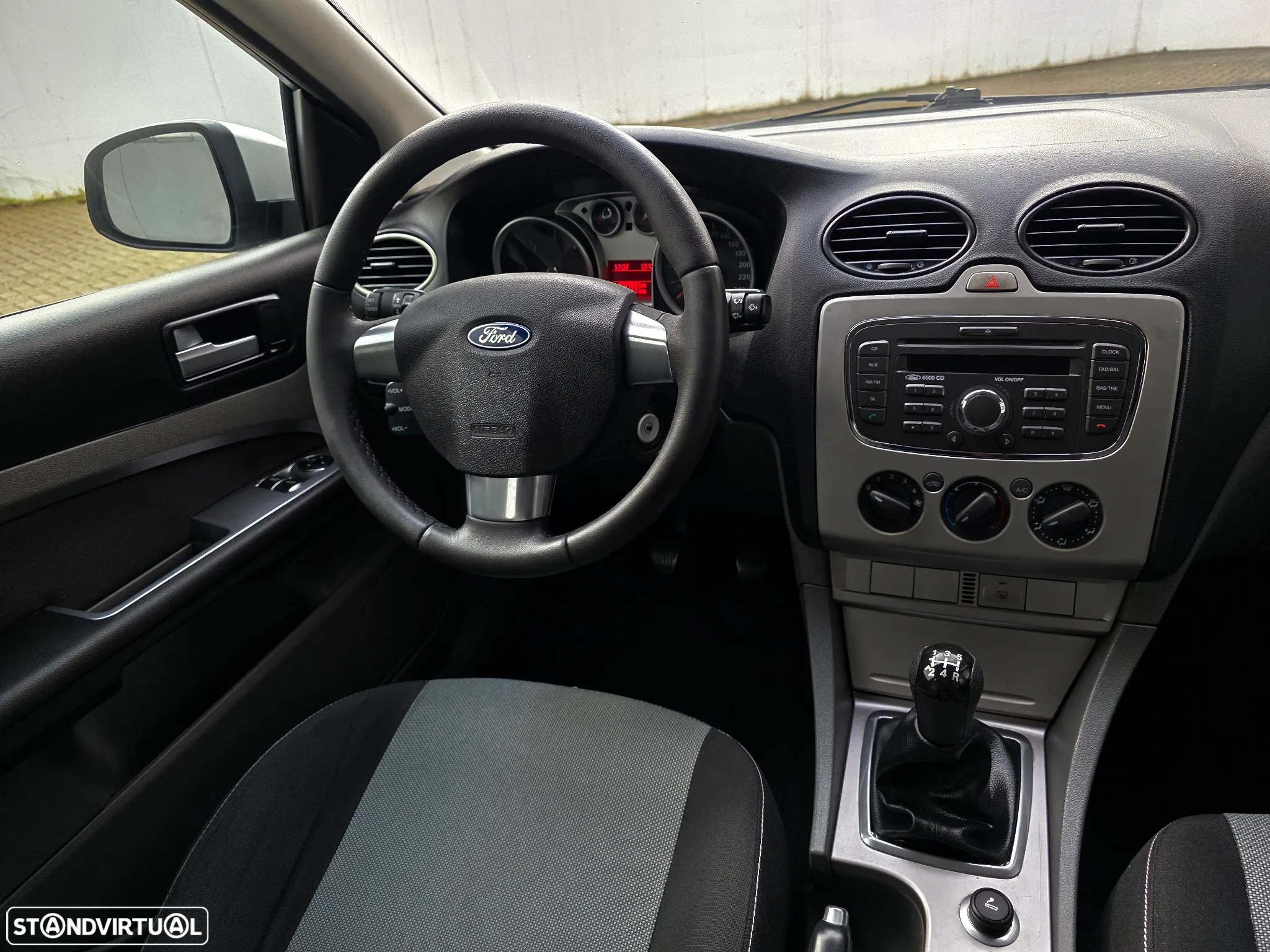 Ford Focus 1.6 TDCi Trend - 43