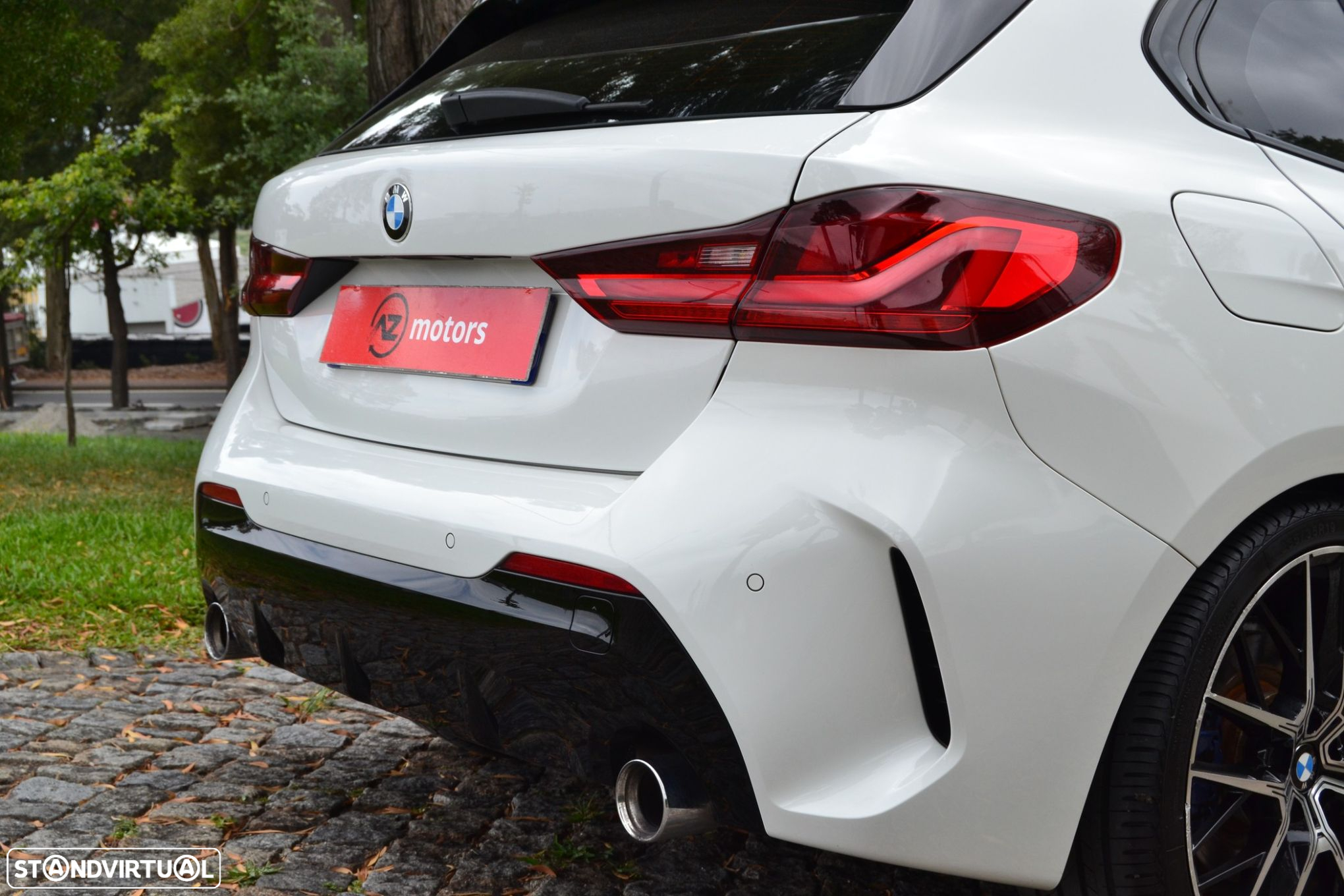 BMW 120 d Pack Desportivo M - 12