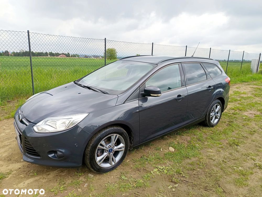 Ford Focus 1.0 EcoBoost Start-Stopp-System Champions Edition - 4