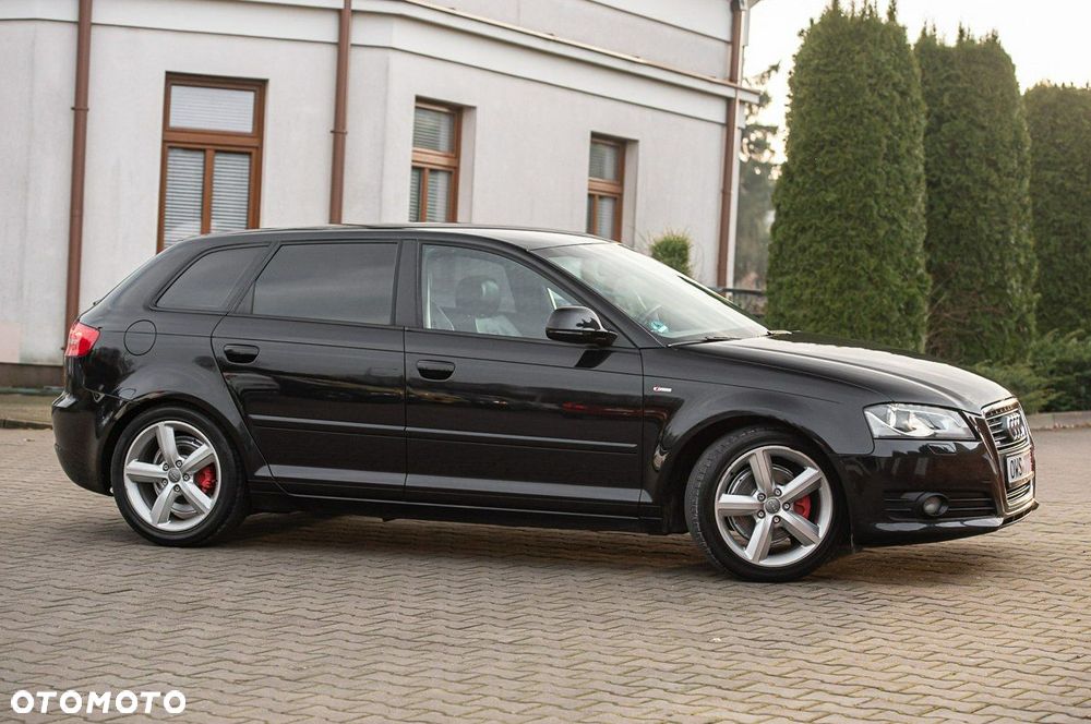 Audi A3 Sportback 2.0 TDI S line Sportpaket plus - 19