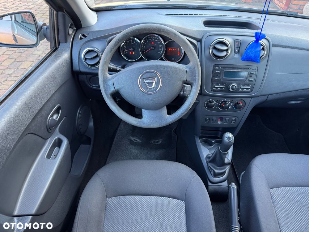 Dacia Sandero 1.2 16V - 17