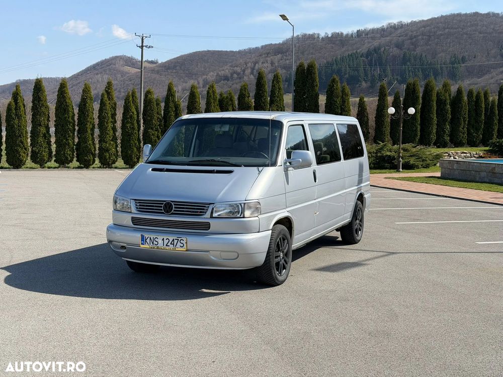 Volkswagen Caravelle - 9