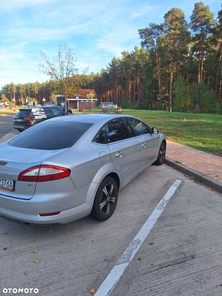 Ford Mondeo - 4