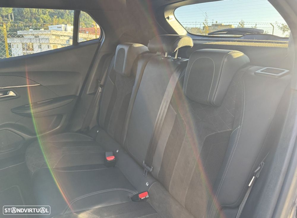 Peugeot 2008 1.5 BlueHDi GT Line EAT8 - 13