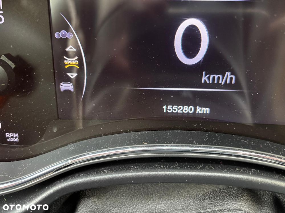 Jeep Grand Cherokee - 11