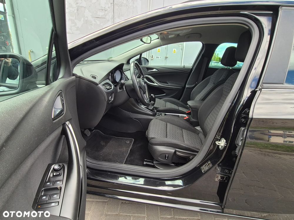 Opel Astra 1.6 D Start/Stop Business - 22