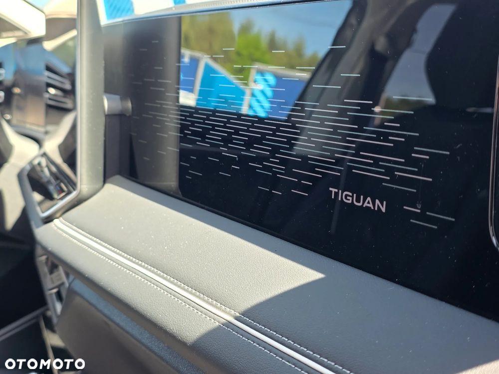 Volkswagen Tiguan 2.0 TSI 4Mot Elegance DSG - 22