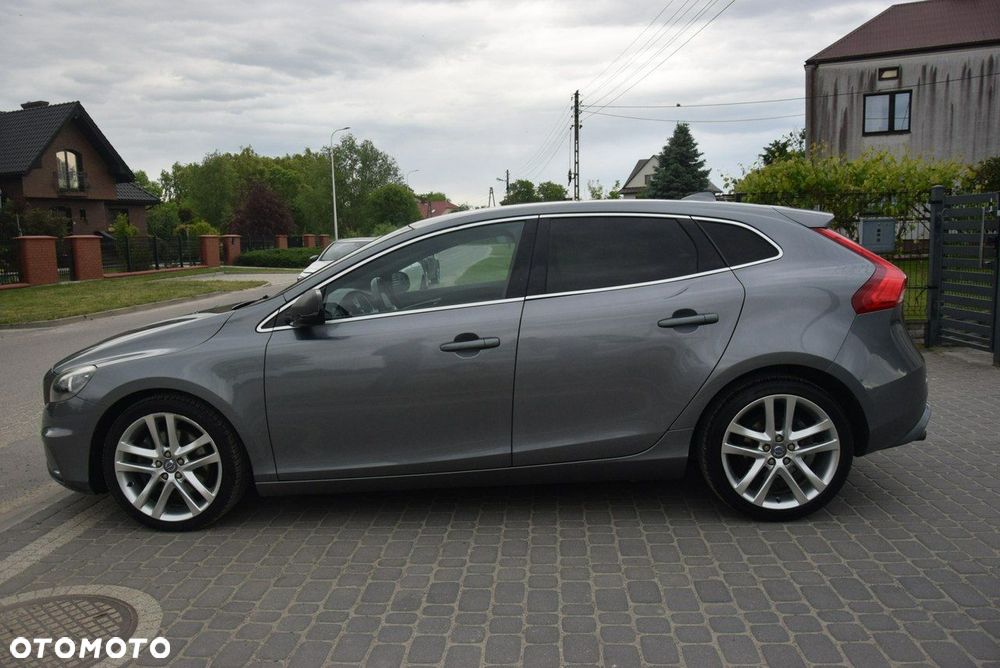 Volvo V40 D4 RDesign - 12