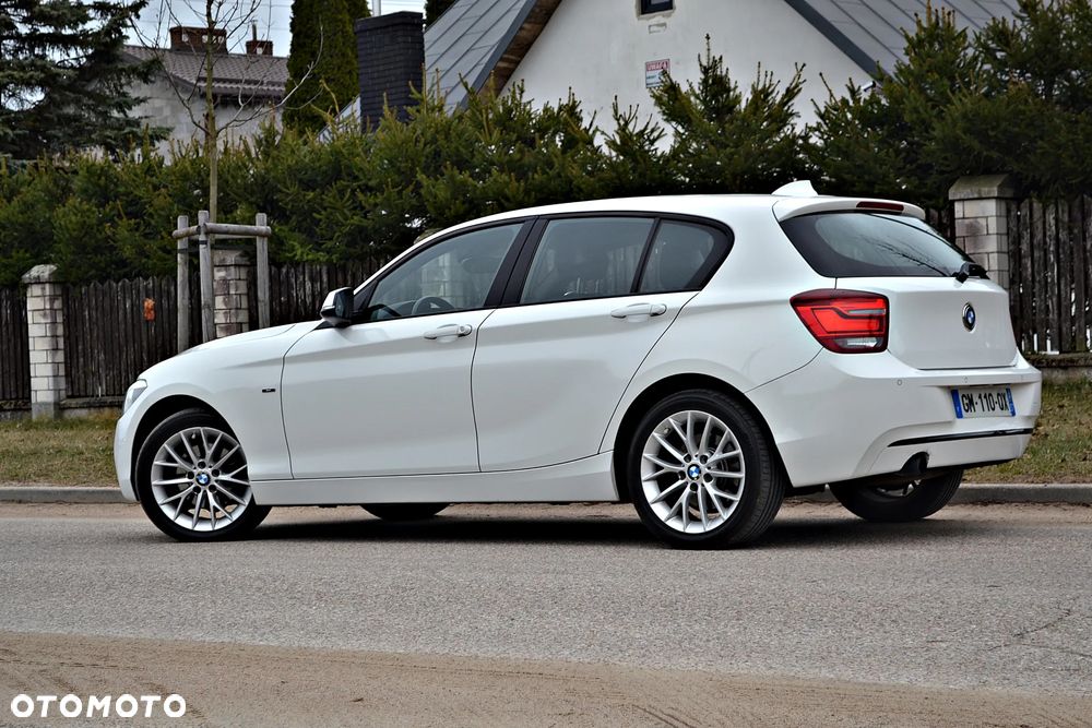 BMW Seria 1 120d xDrive Sport Line - 7
