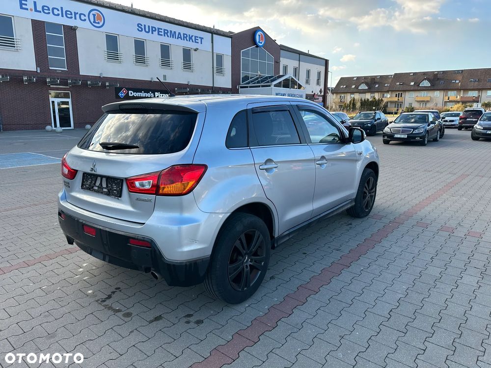 Mitsubishi ASX - 3