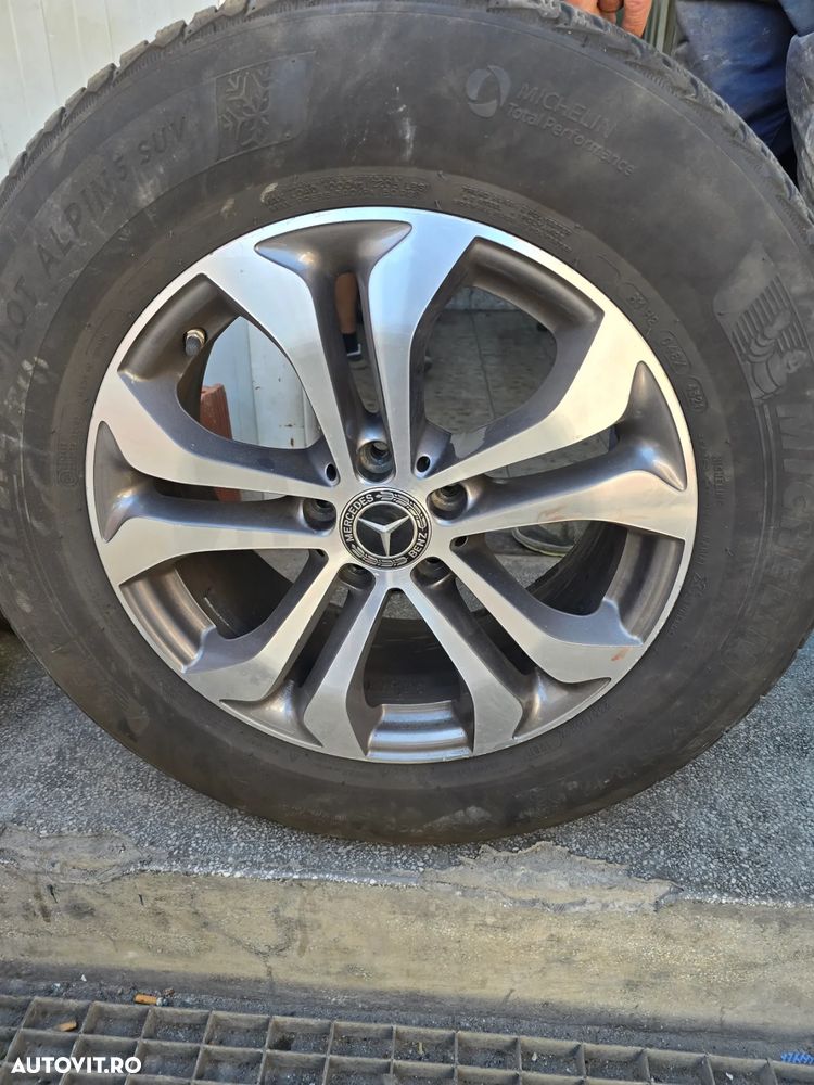 Mercedes-Benz GLC 250 d 4MATIC - 11