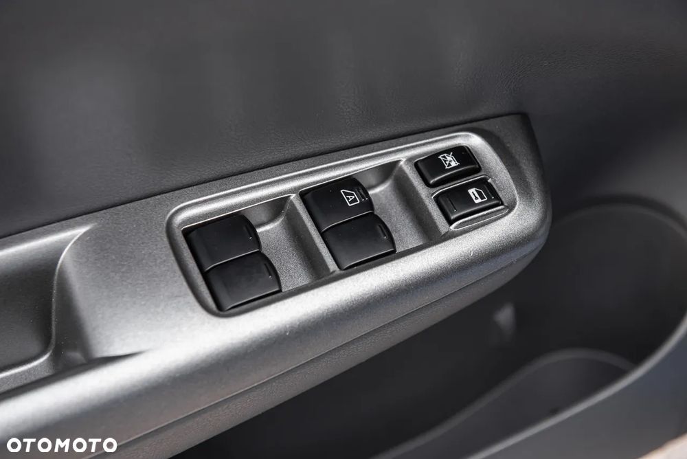 Subaru Impreza - 16