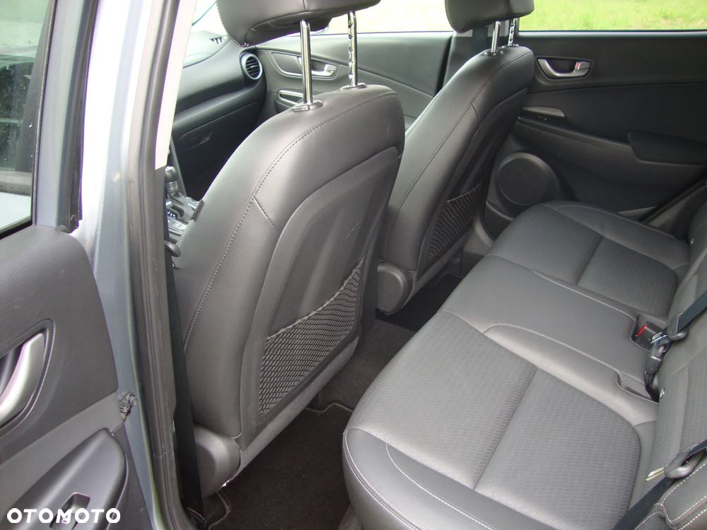 Hyundai Kona 1.6 T-GDI DCT 4WD Premium - 8