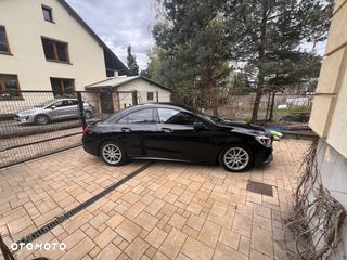 Mercedes-Benz CLA 220 4-Matic AMG Line