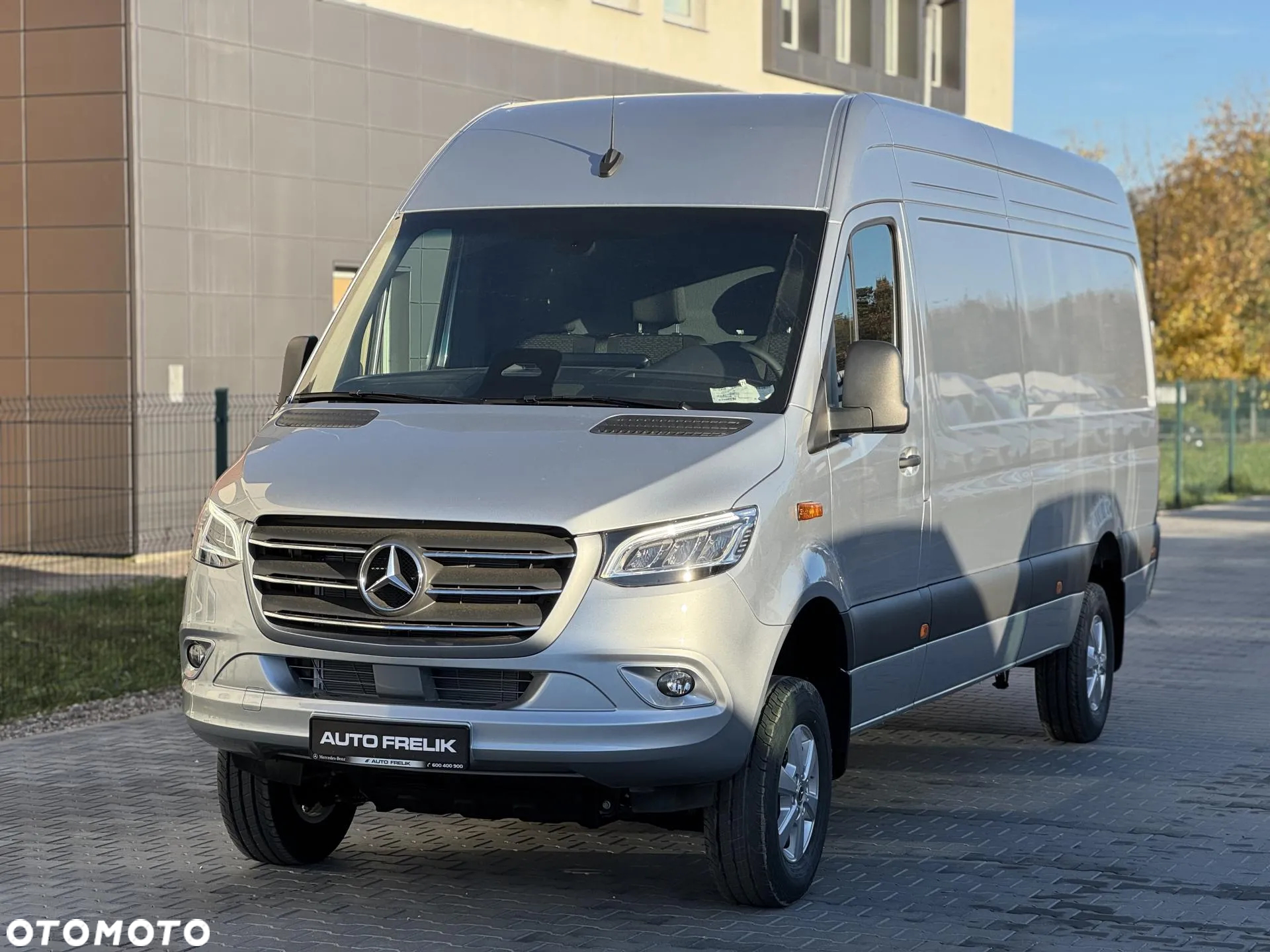 Mercedes-Benz Sprinter - 4