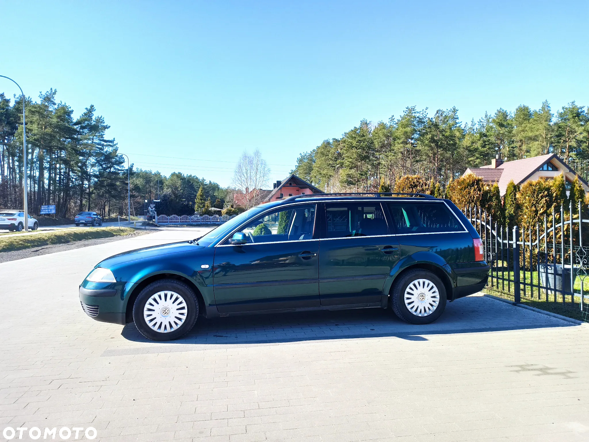 Volkswagen Passat 1.6 Trendline - 6