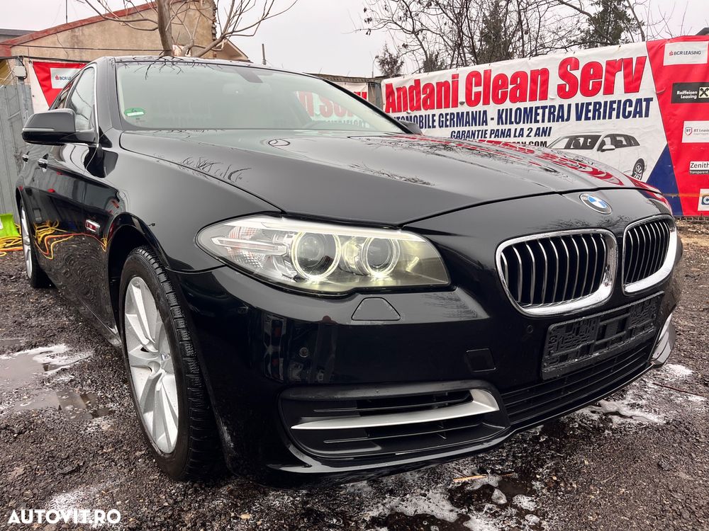 BMW Seria 5 525d Aut. Luxury Line - 2