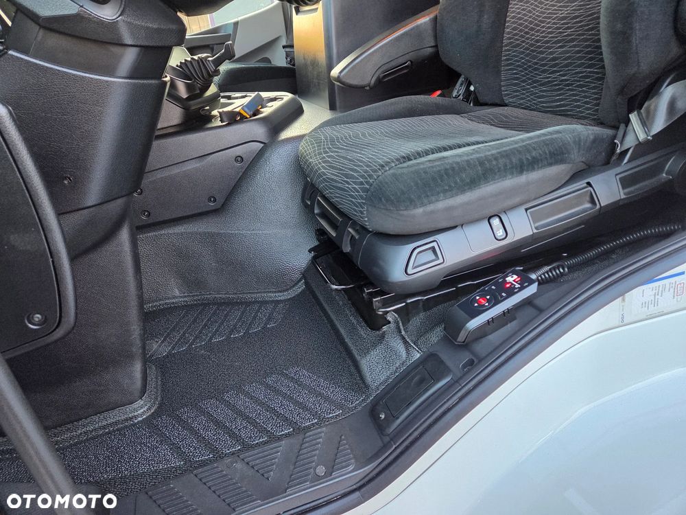 Mercedes-Benz Atego antos 1830 - 13