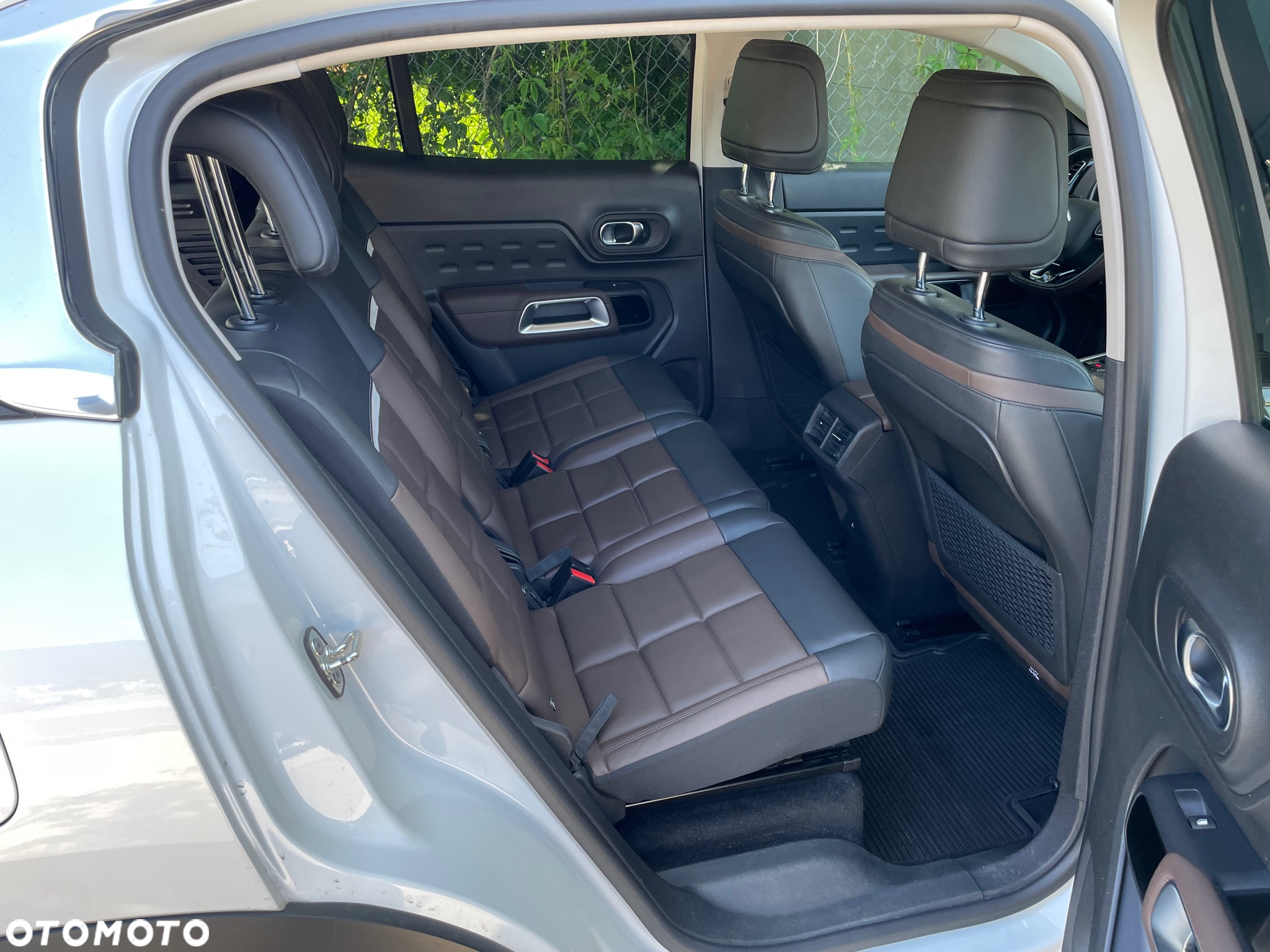 Citroën C5 Aircross 1.6 PureTech Shine EAT8 - 23