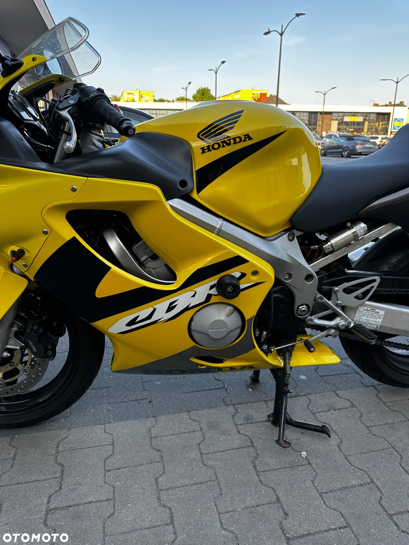 Honda CBR - 4