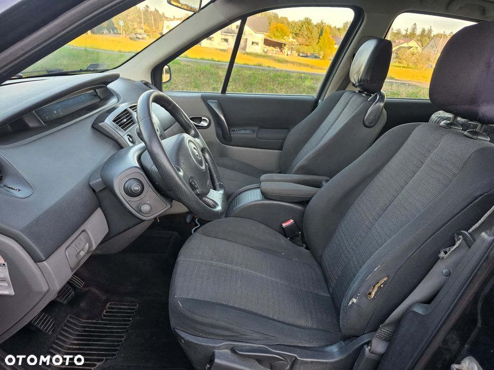 Renault Scenic - 9