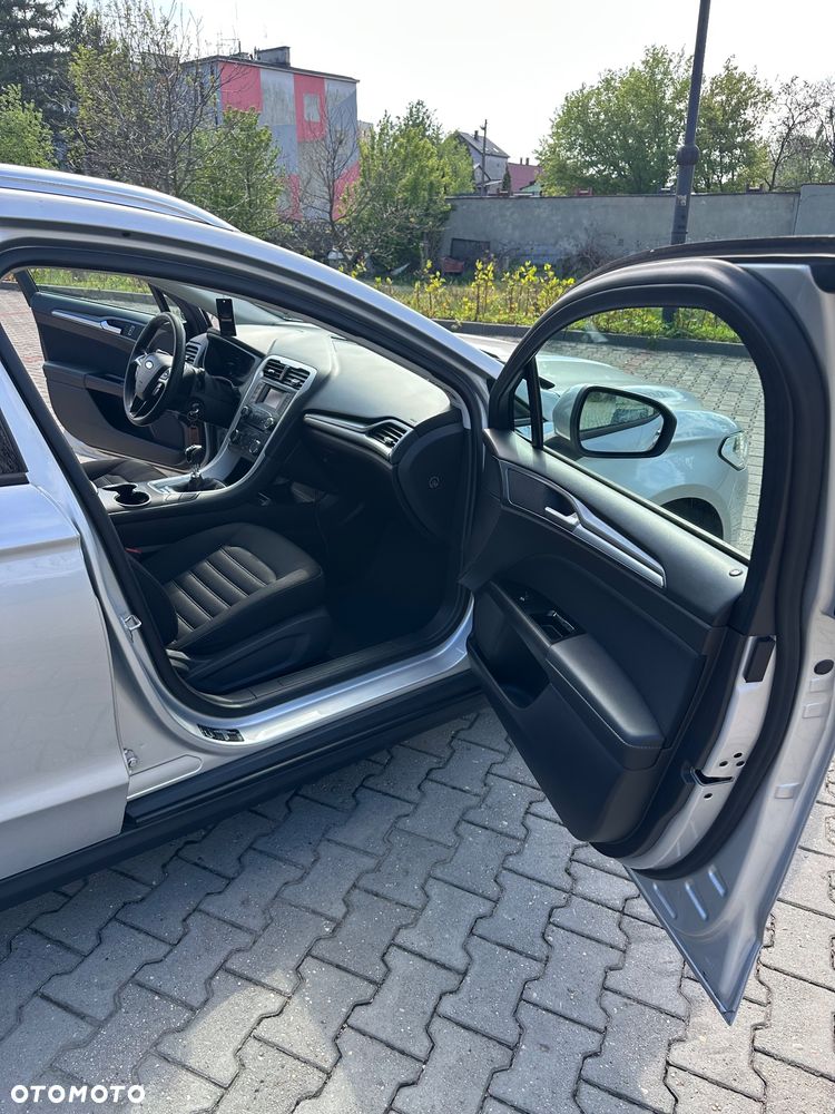 Ford Mondeo 1.5 TDCi ECOnetic Ambiente - 27