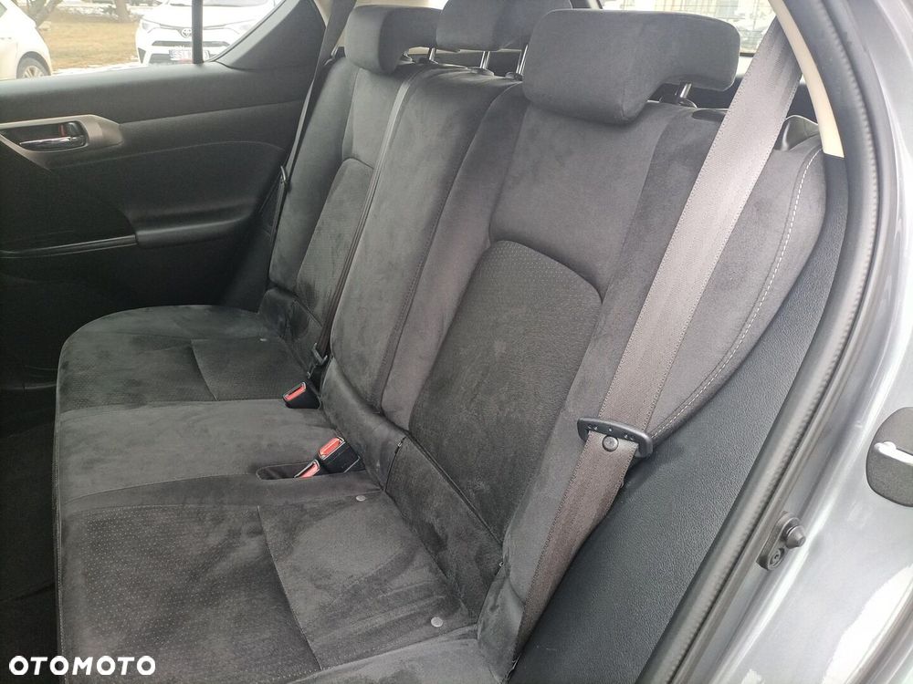 Lexus CT 200h Elite EU6 - 11