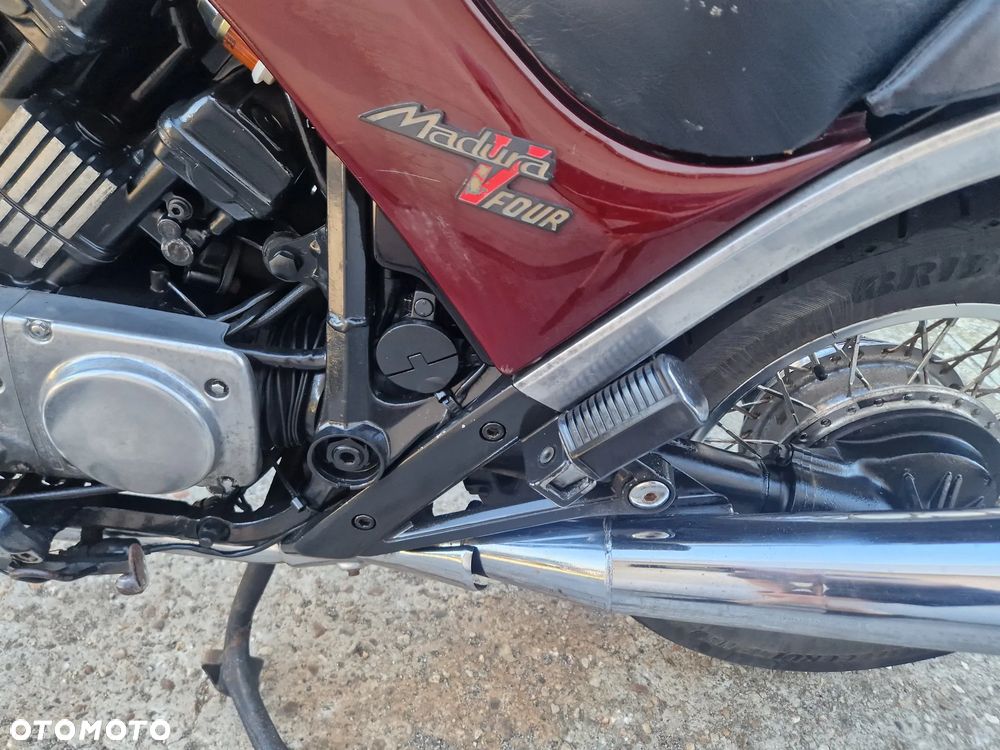 Suzuki GV - 24