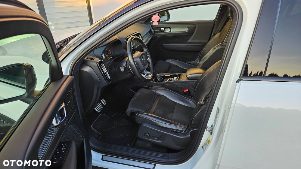 Volvo XC 40 T5 AWD Geartronic R-Design - 5