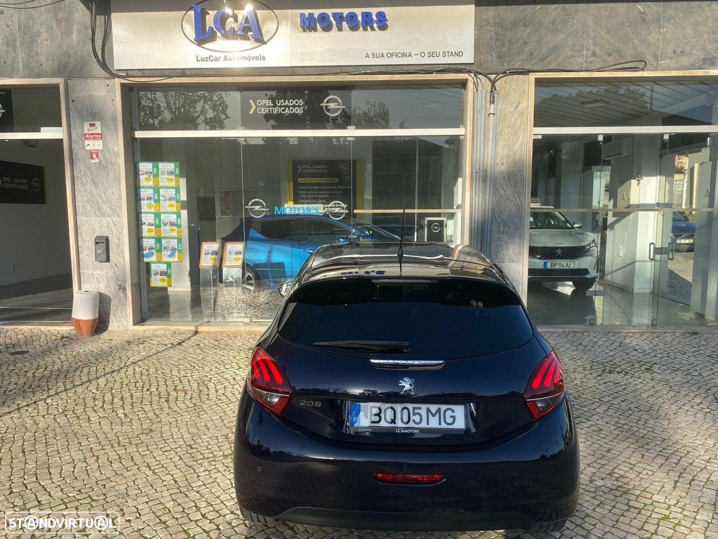 Peugeot 208 1.2 PureTech Signature - 12